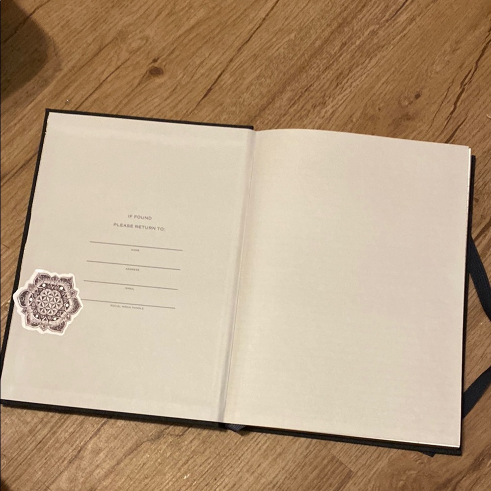 Elegant Dark Gray Notebook with Gold Accents - Picture 6 of 9